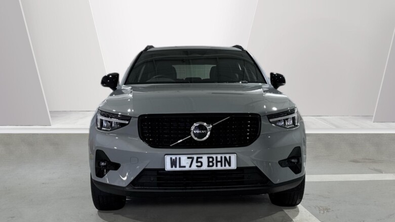 Volvo XC40 2.0 B3P Plus Dark 5dr Auto Petrol Estate